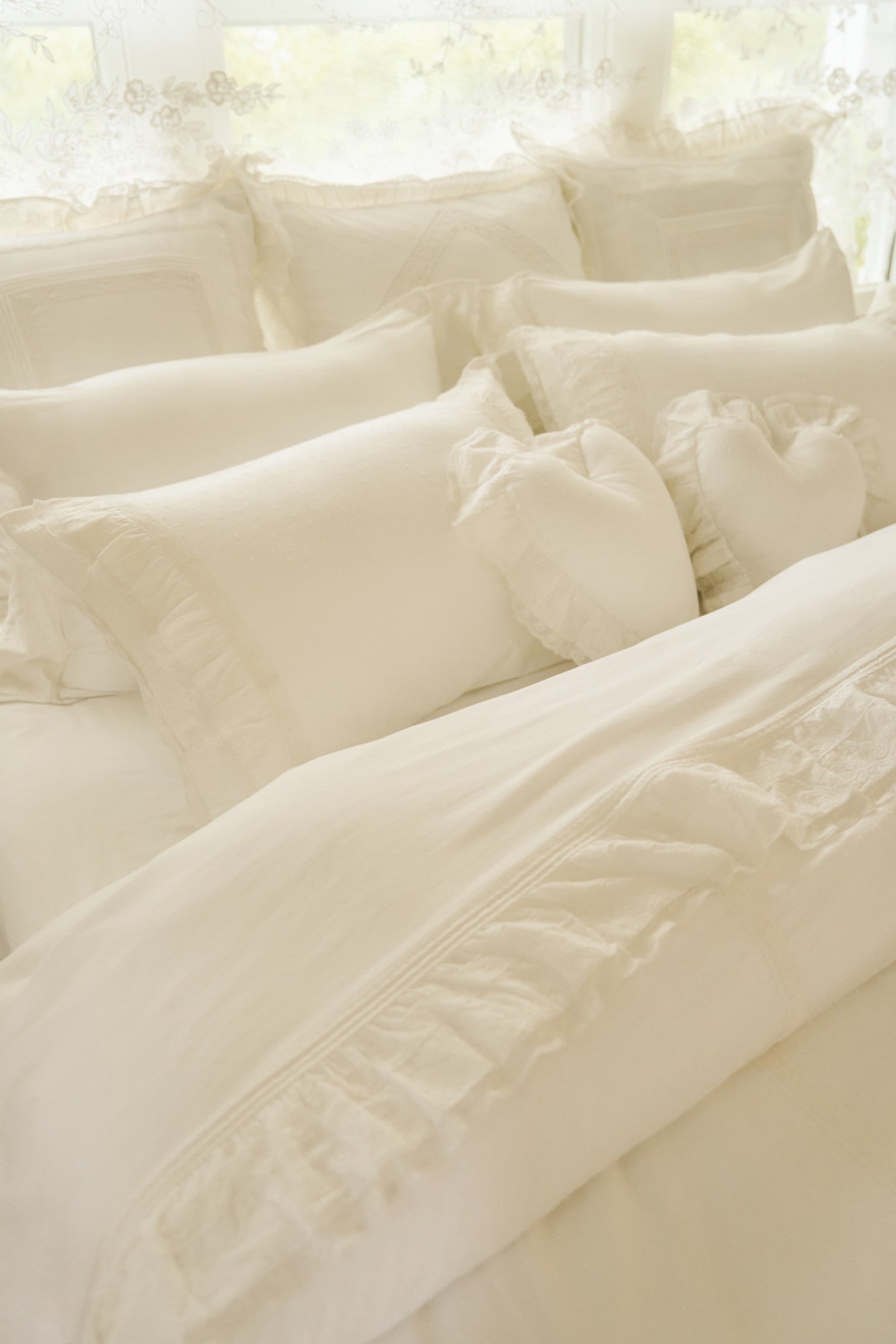 Victorian Duvet And Sham Set | Loveshackfancy online