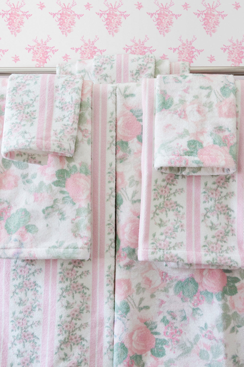 Rosie Arrangements Standard Wallpaper | Loveshackfancy discount